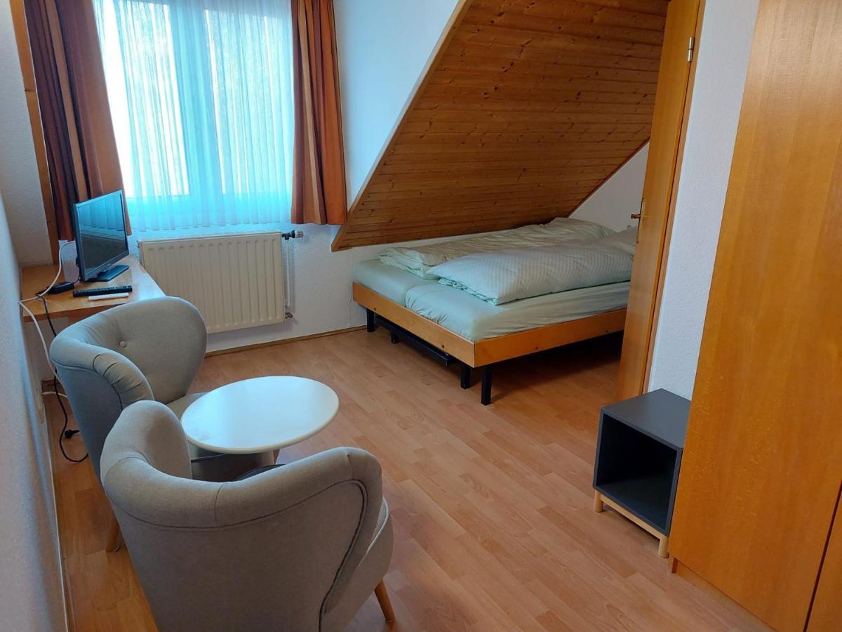 Pension Britta Ретґен Екстер'єр фото